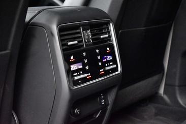Porsche Cayenne III E-Hybrid Platinum Edition — photo 29
