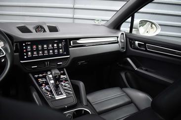 Porsche Cayenne III E-Hybrid Platinum Edition — photo 35