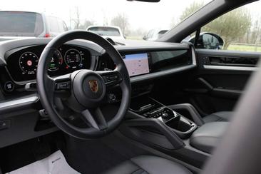 Porsche Cayenne III E-Hybrid — photo 6
