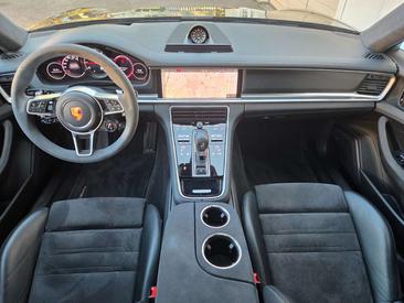 Porsche Panamera II GTS — photo 8