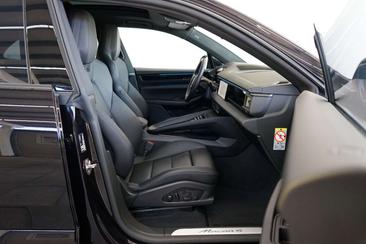 Porsche Macan Electrique — photo 6