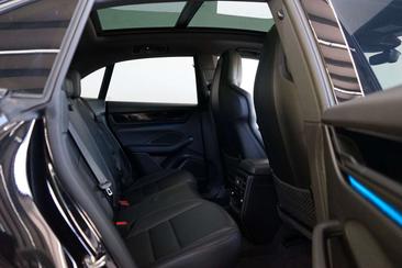 Porsche Macan Electrique — photo 10