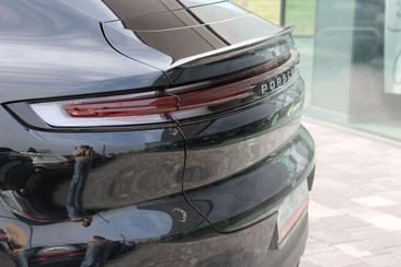 Porsche Cayenne III E-Hybrid — photo 18