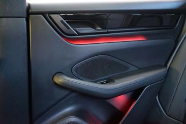 Porsche Macan Electrique — photo 17