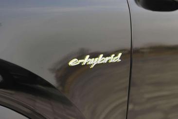 Porsche Cayenne III E-Hybrid — photo 21