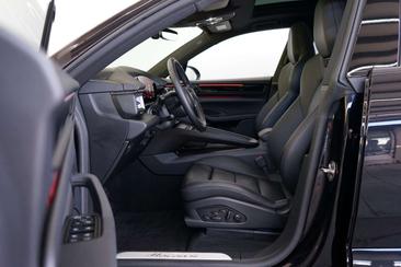 Porsche Macan Electrique — photo 25