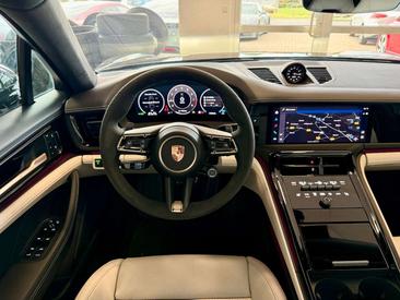 Porsche Panamera II GTS — photo 16