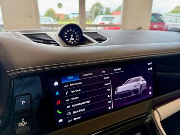 Porsche Panamera II GTS — photo 19