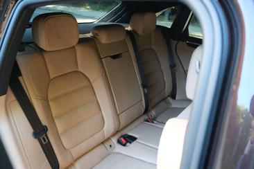 Porsche Macan Electrique GTS — photo 15