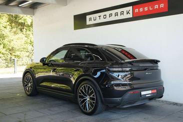 Porsche Macan Electrique — photo 30