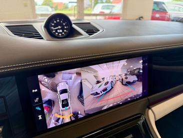 Porsche Panamera II GTS — photo 20