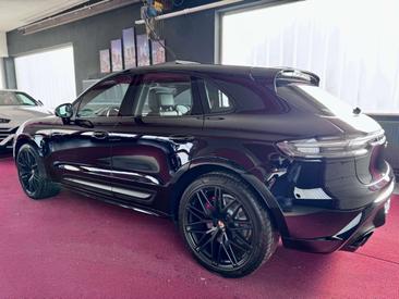 Porsche Macan Electrique GTS — photo 9