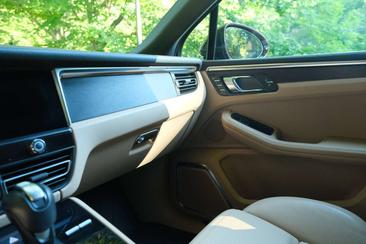 Porsche Macan Electrique GTS — photo 18
