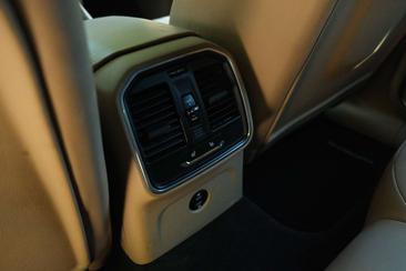 Porsche Macan Electrique GTS — photo 21