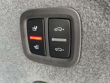 Porsche Cayenne III Turbo Platinum Edition — photo 16