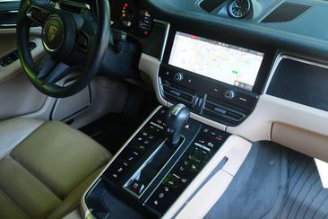 Porsche Macan Electrique GTS — photo 23