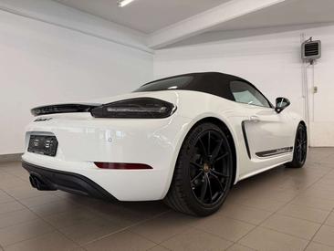 Porsche 718 Boxster — photo 3