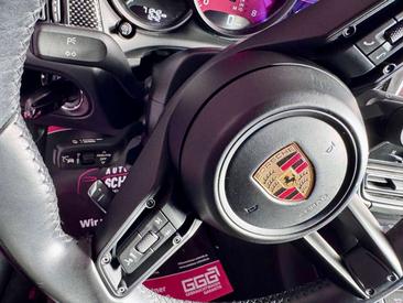 Porsche Macan Electrique GTS — photo 19