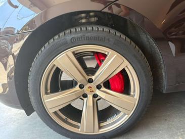Porsche Macan Electrique GTS — photo 26