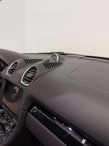 Porsche 718 Boxster — photo 7