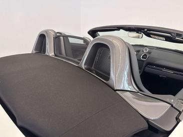 Porsche 718 Boxster — photo 10