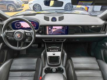 Porsche Cayenne III — photo 3