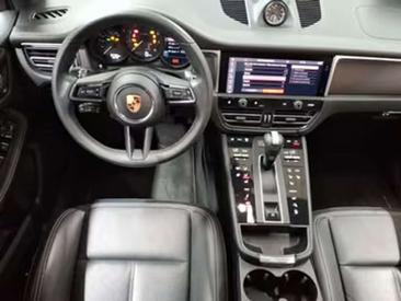 Porsche Macan Electrique — photo 6
