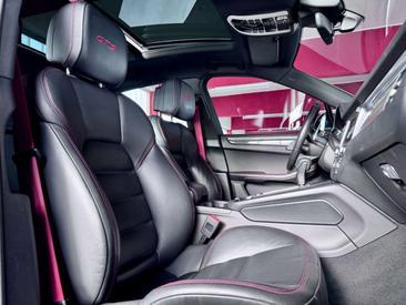 Porsche Macan Electrique GTS — photo 28
