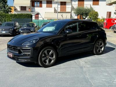 Porsche Macan Electrique Base