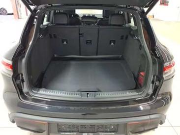 Porsche Macan Electrique — photo 13