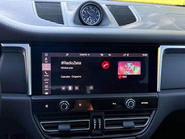 Porsche Macan Electrique Base — photo 11