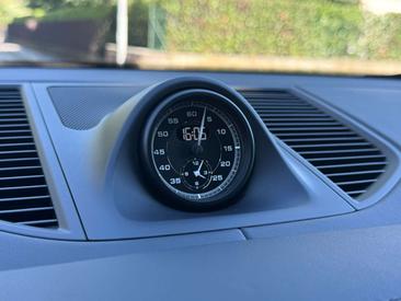 Porsche Macan Electrique Base — photo 13