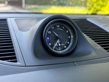 Porsche Macan Electrique Base — photo 13