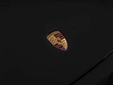 Porsche Taycan Cross Turismo — photo 10