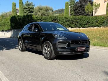 Porsche Macan Electrique Base — photo 15