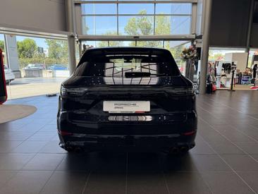 Porsche Cayenne III GTS — photo 6