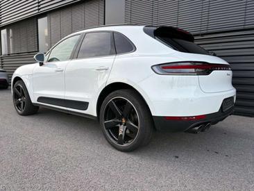 Porsche Macan Electrique Base — photo 3