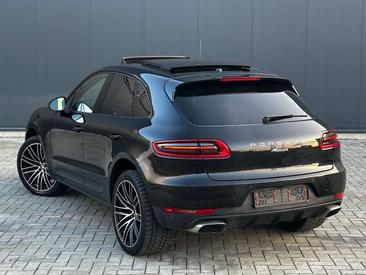 Porsche Macan Electrique Turbo — photo 7