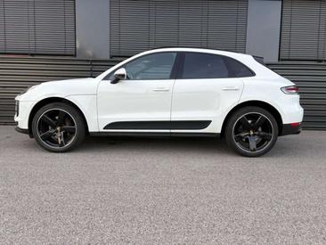 Porsche Macan Electrique Base — photo 5