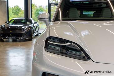 Porsche Macan Electrique — photo 12