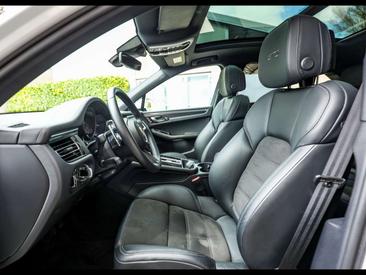 Porsche Macan GTS — photo 19