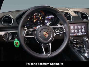 Porsche 718 Boxster — photo 11