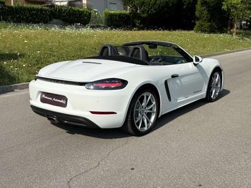 Porsche 718 Spyder — photo 11