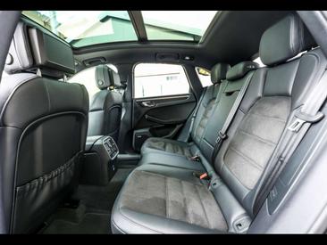 Porsche Macan GTS — photo 20