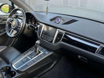 Porsche Macan Electrique Turbo — photo 12