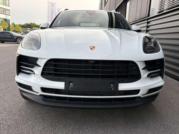 Porsche Macan Electrique Base — photo 10