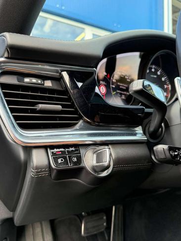 Porsche Panamera II 4S — photo 22