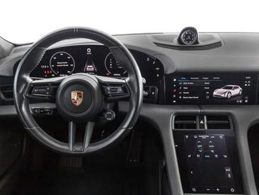 Porsche Taycan Cross Turismo — photo 22