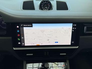 Porsche Cayenne III GTS — photo 27