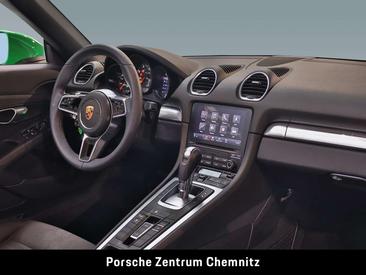 Porsche 718 Boxster — photo 21